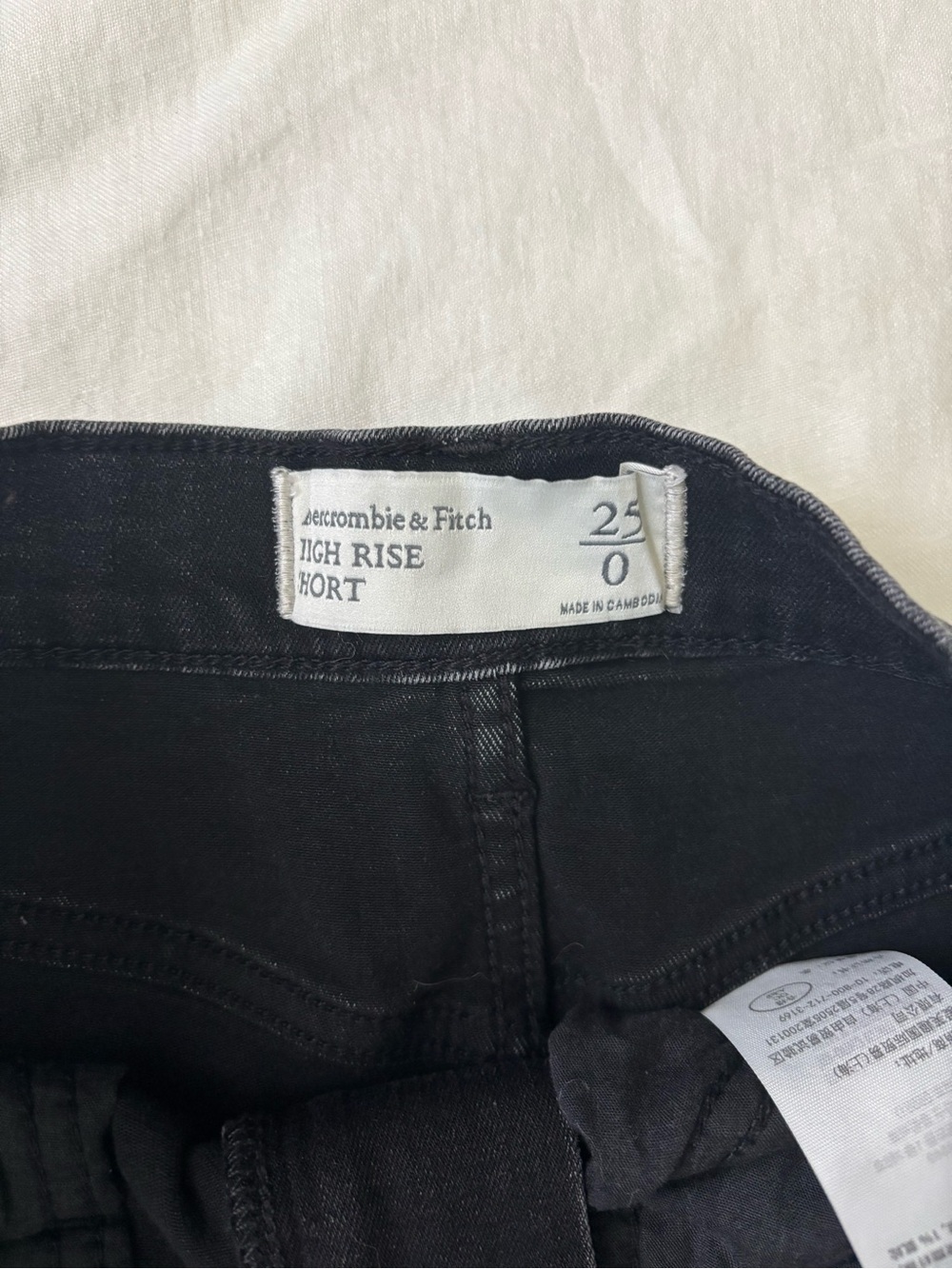 Abercrombie & Fitch High Rise Distressed Denim Shorts Black Size 25 - Picture 4 of 8